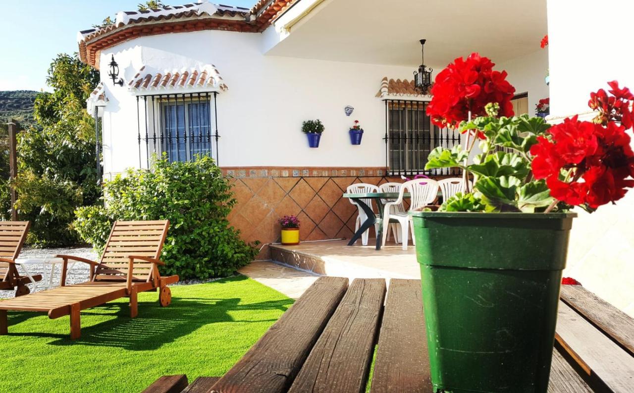 Los Naranjos Alcaucín Exterior photo