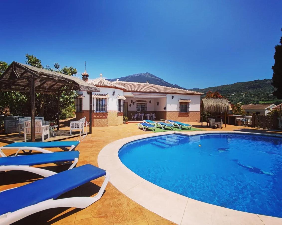 Los Naranjos Alcaucín Exterior photo