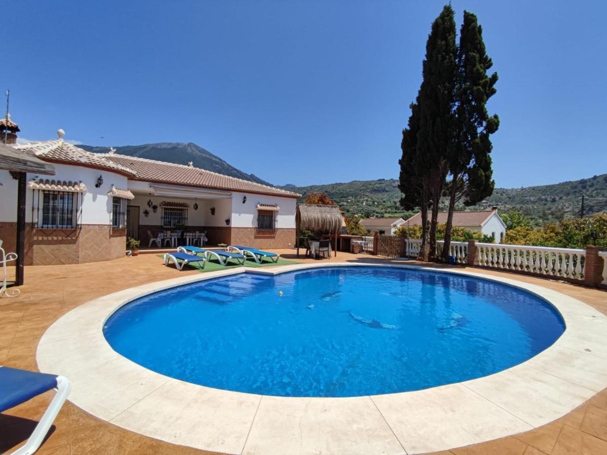 Los Naranjos Alcaucín Exterior photo